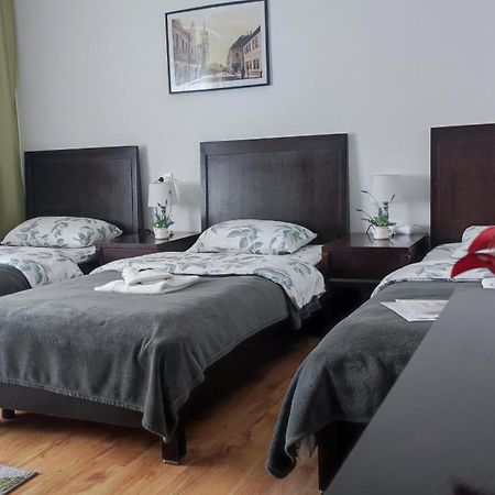 Casa De Oaspeti Wallendorf Bistrita Unirea Room photo